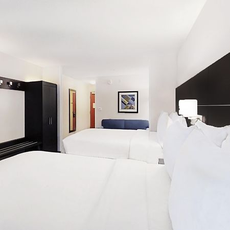 Holiday Inn Express New Orleans East By Ihg Exterior photo