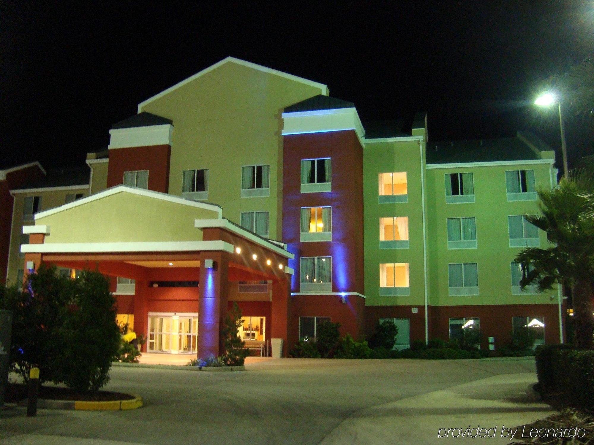 Holiday Inn Express New Orleans East By Ihg Exterior photo