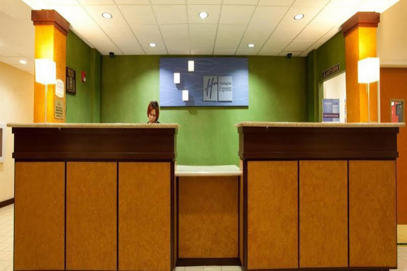 Holiday Inn Express New Orleans East By Ihg Exterior photo